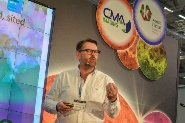 Door educatieve inhoud kunnen drukkers hun bedrijf uitbreiden